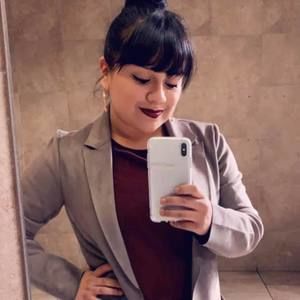 Meet your Posher, Vanessa